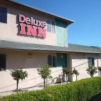 Foto tirada no(a) Deluxe Inn por Deluxe Inn em 2/4/2014