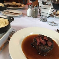 Снимок сделан в Buckley&amp;#39;s Great Steaks пользователем Fannye L. 8/30/2016