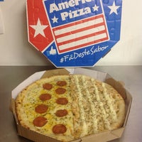 Foto tirada no(a) America Pizza por Murilo M. em 3/27/2014