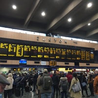 Photo taken at Euston London Underground Station by Maj A. on 11/18/2019