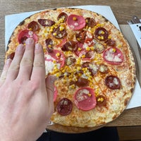3/13/2023 tarihinde Taha Ü.ziyaretçi tarafından Pizza Locale'de çekilen fotoğraf