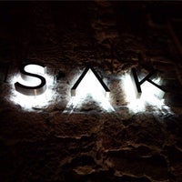 รูปภาพถ่ายที่ Sak Bar โดย Luis O. เมื่อ 12/28/2014