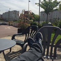 Photo taken at Residhome Apparthotel Roissy Park by Helgi R. on 5/15/2017