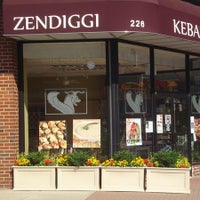รูปภาพถ่ายที่ Zendiggi Kebab House โดย Zendiggi Kebab House เมื่อ 2/5/2014