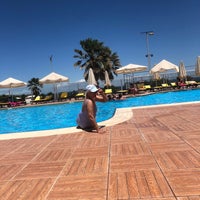 Photo taken at Çapraz Resort Otel by Sare G. on 6/20/2021