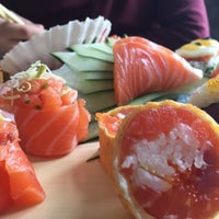 Photo prise au Lapa Sushi par Sandra O. le2/14/2016
