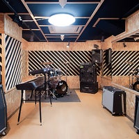 スタジオラグ河原町店 京都市中京区の音楽関係