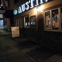 รูปภาพถ่ายที่ Austin&amp;#39;s Ale House โดย Jason M. เมื่อ 12/6/2018