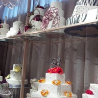 Foto tomada en The Cake Gallery  por Maria W. el 9/29/2012