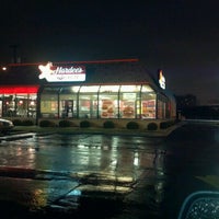 Photo taken at Hardee&amp;#39;s / Red Burrito by Bob B. on 1/13/2013