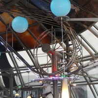 2/6/2014 tarihinde Rollercoaster Restaurant Dresdenziyaretçi tarafından Rollercoaster Restaurant Dresden'de çekilen fotoğraf