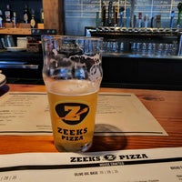 Photo taken at Zeeks Pizza by Jason C. on 7/13/2022