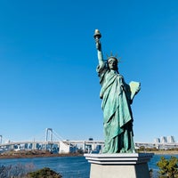 Photo taken at Statue of Liberty by 🐻ㅇㅇRilakkuㅆa Q. on 1/22/2019