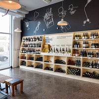 Foto tirada no(a) Glassful Wine Shop por Glassful Wine Shop em 3/12/2014