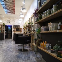 Снимок сделан в Samuel David Hairdressing пользователем Samuel David Hairdressing 10/8/2014