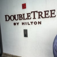 7/16/2015에 Enrique D.님이 DoubleTree by Hilton Hotel London Heathrow Airport에서 찍은 사진