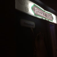 Photo taken at Pizza y Vino by Tomás D. on 7/29/2016