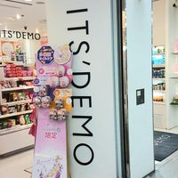 Its Demo Cosmetics Shop In Osaka Its Demo Cosmetics Shop In Osaka