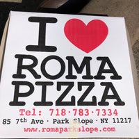 รูปภาพถ่ายที่ Roma Pizza โดย Brian G. เมื่อ 3/15/2020