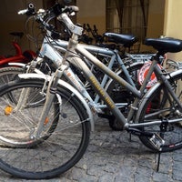 Foto tirada no(a) Praha Bike por Ol Z. em 4/4/2014