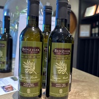 Foto tirada no(a) Benziger Family Winery por Taija A. em 10/22/2022