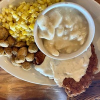 Photo taken at Cracker Barrel Old Country Store by Mandar M. on 8/28/2022