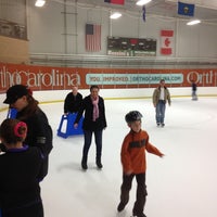 12/30/2012にGustavo R.がExtreme Ice Centerで撮った写真