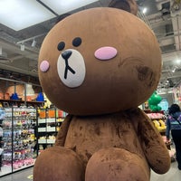 Photo taken at LINE Friends Store by 지수 김. on 11/28/2022