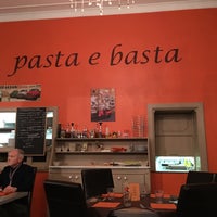 รูปภาพถ่ายที่ Pasta e Basta โดย Mouna F. เมื่อ 12/8/2016