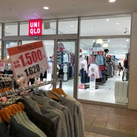 Photo taken at UNIQLO by ken19610310 on 5/12/2018