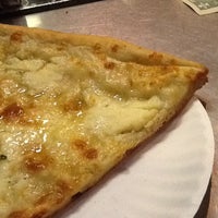 Photo taken at Nino&amp;#39;s Pizza of New York by 📻📲 Radio23.org on 9/28/2012