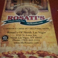 รูปภาพถ่ายที่ Rosati&amp;#39;s Pizza โดย Las Vegas P. เมื่อ 1/20/2013