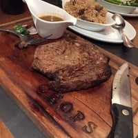 7/26/2015 tarihinde Garyziyaretçi tarafından Chops Chicago Steakhouse'de çekilen fotoğraf