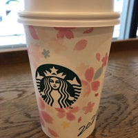 Photo taken at Starbucks by 雪月 ハ. on 3/4/2020