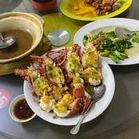 Photo taken at Tian Lai Seafood Garden 天来海鲜园 by Riann G. on 9/6/2023