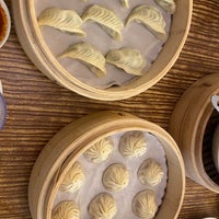 Photo taken at Din Tai Fung 鼎泰豐 by Riann G. on 9/4/2022