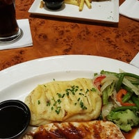 Photo taken at TGI Friday&amp;#39;s by panijistevitekdo on 8/23/2019