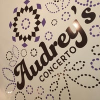 Foto scattata a Audrey&amp;#39;s Concerto da Dennis F. il 10/7/2016