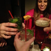 Foto tomada en Ten Degrees por Meghan G. el 1/18/2013