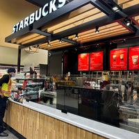 Photo taken at Starbucks by Eddie M. on 11/24/2023