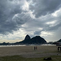 Photo taken at Praia de Botafogo by Mariana F. on 12/29/2022