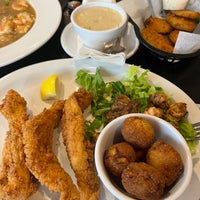 Photo taken at Gillie’s Seafood by Julie W. on 8/31/2022