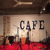 Photo taken at GOOD MORNING CAFE 千駄ヶ谷 by Tomoaki M. on 1/18/2015