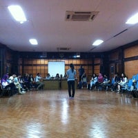 Photo taken at Gedung IV FIB by Indra H. on 10/4/2012