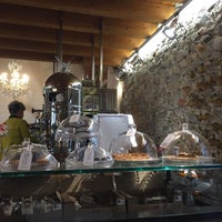 รูปภาพถ่ายที่ Caffè Maggioni โดย Mike W. เมื่อ 3/1/2020