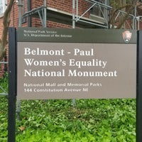 Снимок сделан в Belmont-Paul Women&amp;#39;s Equality National Monument пользователем Dustan D. 4/26/2019