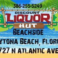 Foto scattata a Liquor Discount Hut da Liquor Discount Hut il 2/14/2014