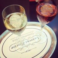 10/27/2012 tarihinde Julien C.ziyaretçi tarafından Champagnebar Laurent Perrier'de çekilen fotoğraf