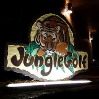10/7/2013 tarihinde Jason B.ziyaretçi tarafından Mighty Jungle Golf'de çekilen fotoğraf