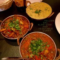 Снимок сделан в Saffron Indian Restaurant пользователем stepher 3/7/2016